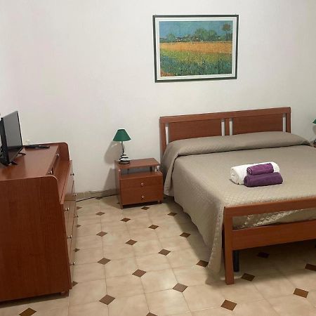 Casa Vacanze Luca Алгеро Екстериор снимка