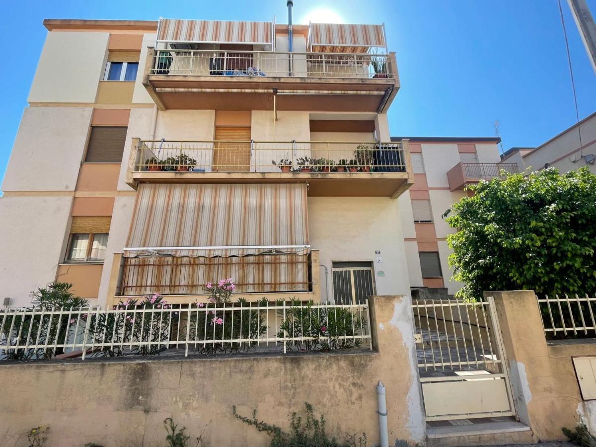 Casa Vacanze Luca Алгеро Екстериор снимка