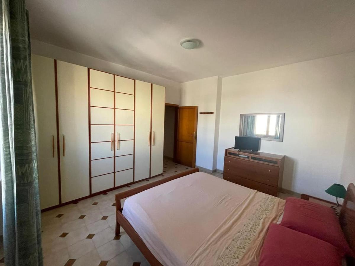 Casa Vacanze Luca Алгеро Екстериор снимка